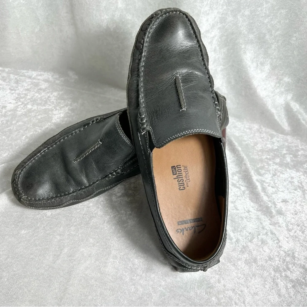 CLARKS Men's 11 M-Black Leather Casual Loafers Slip On Soft Cushioned Ortholite‎
